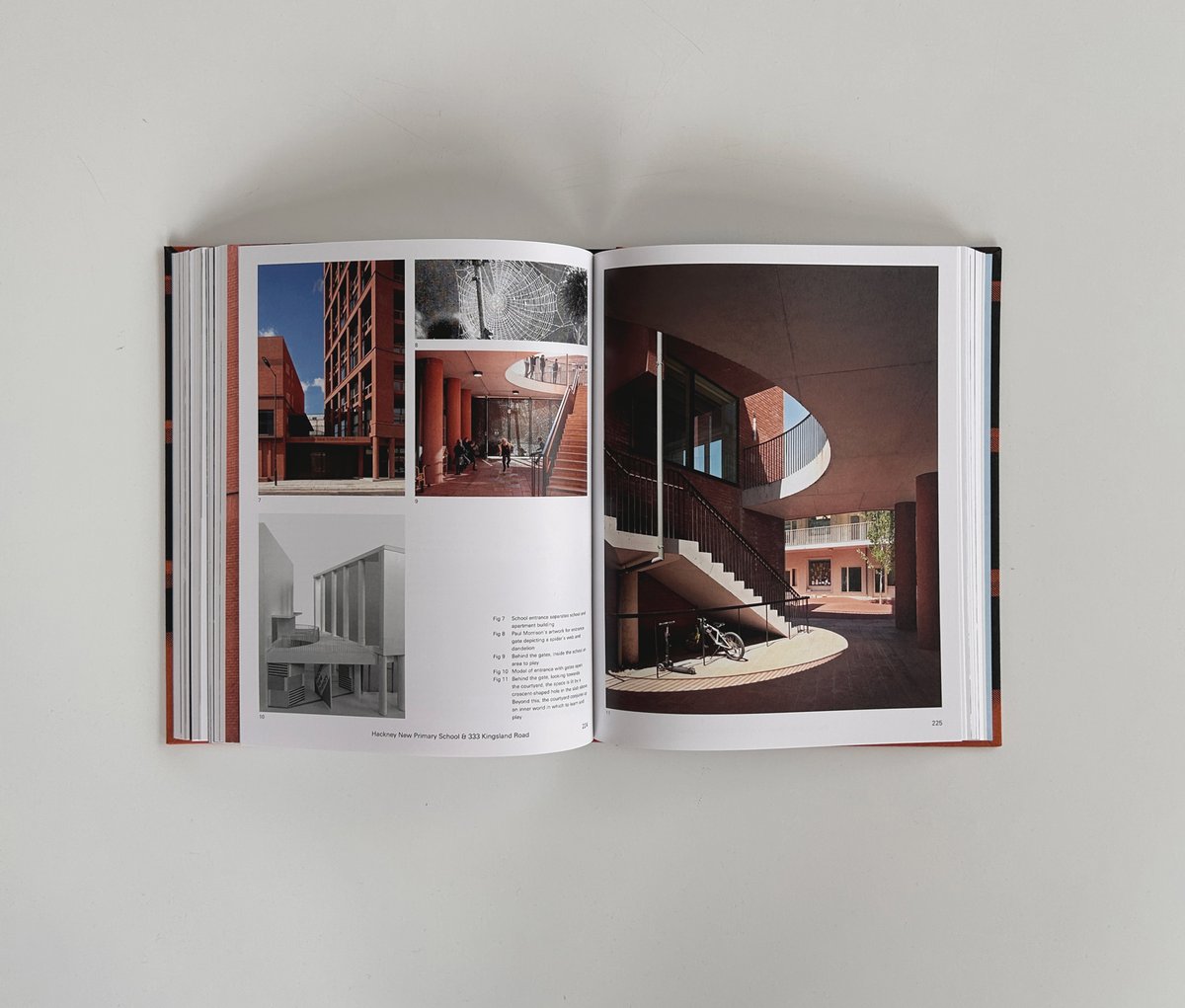 1008_book_spreads_224-225