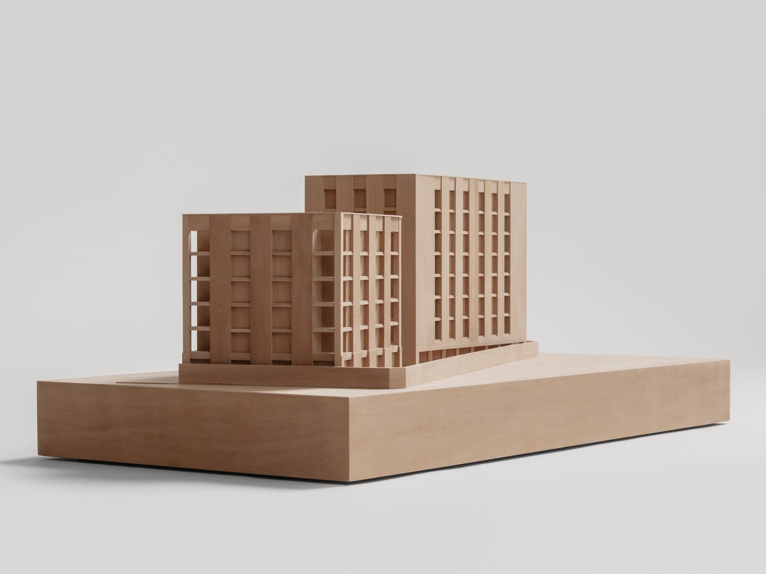 9_1602_Arnold_model_SE_04_medium