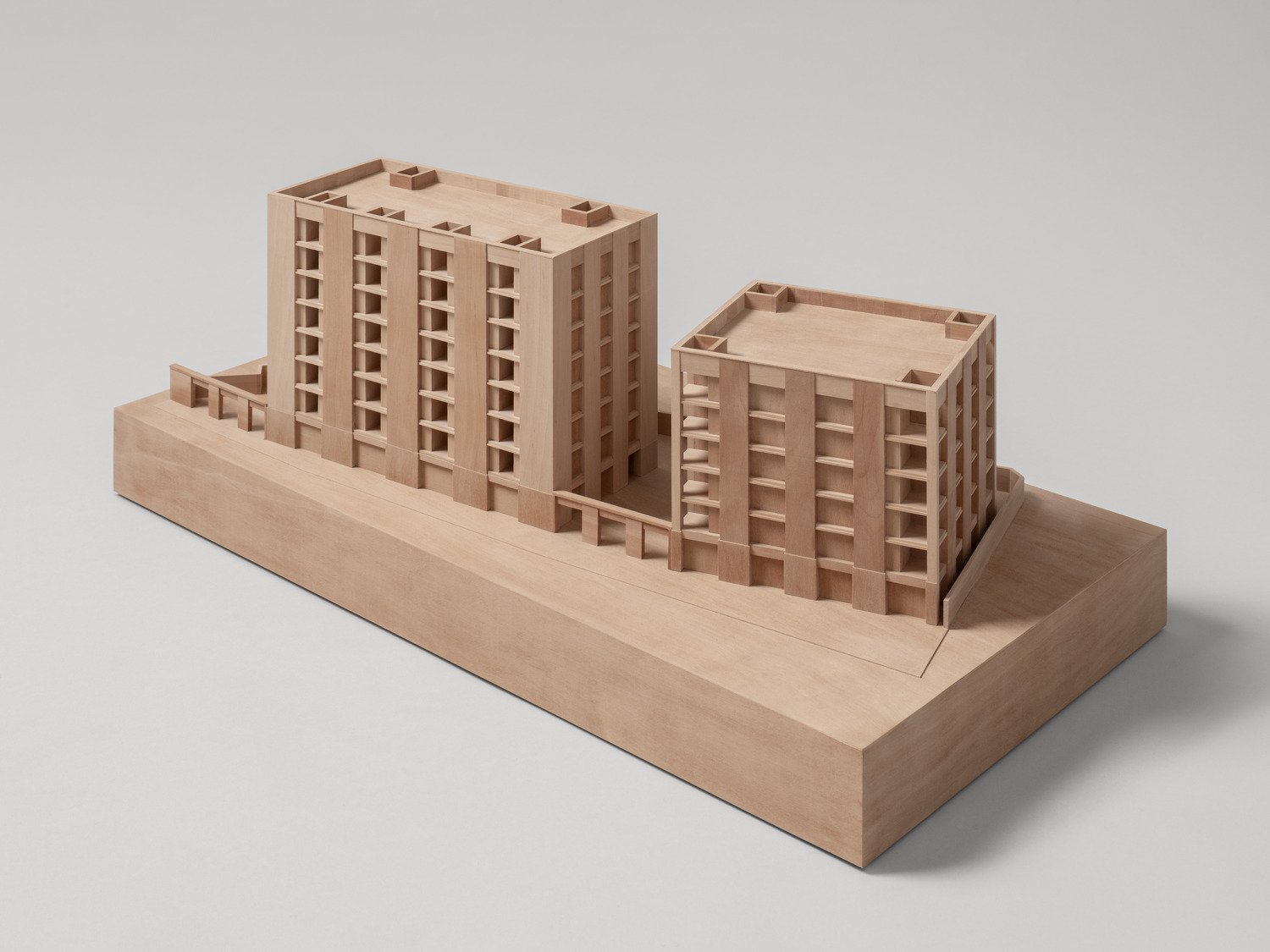 9_1602_Arnold_model_SE_15_medium