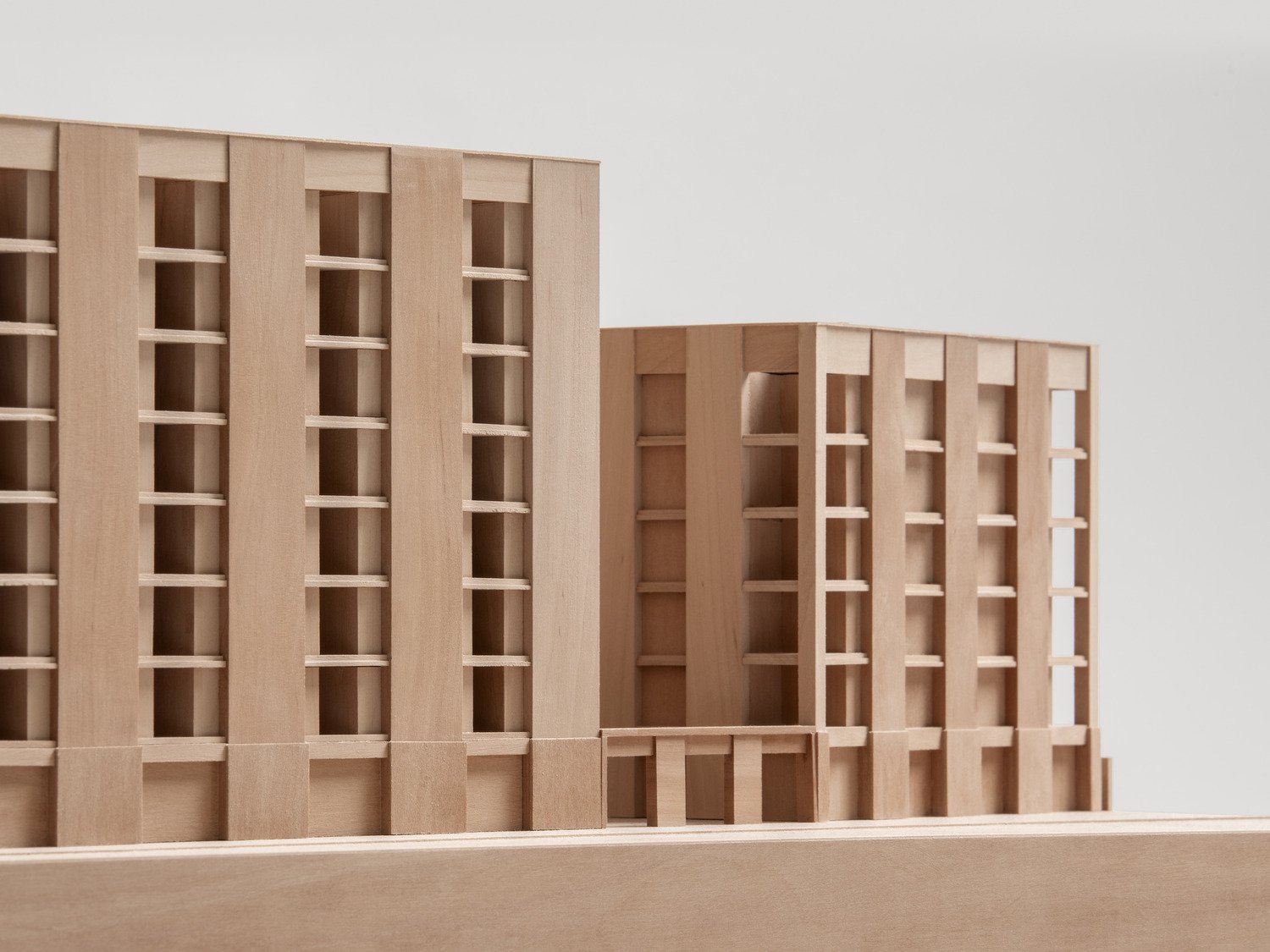 9_1602_Arnold_model_SE_22_medium