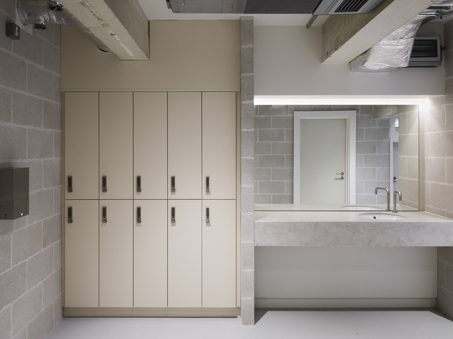 9_2208_Bayham_photo_RG_17_medium